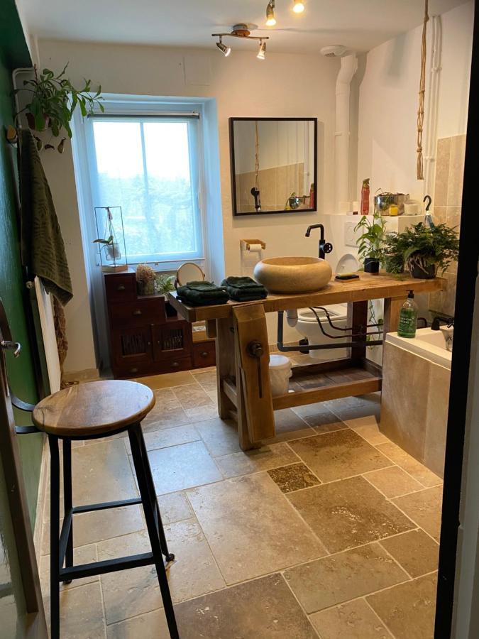 Le Relais de l'Odyssée Oizé Esterno foto